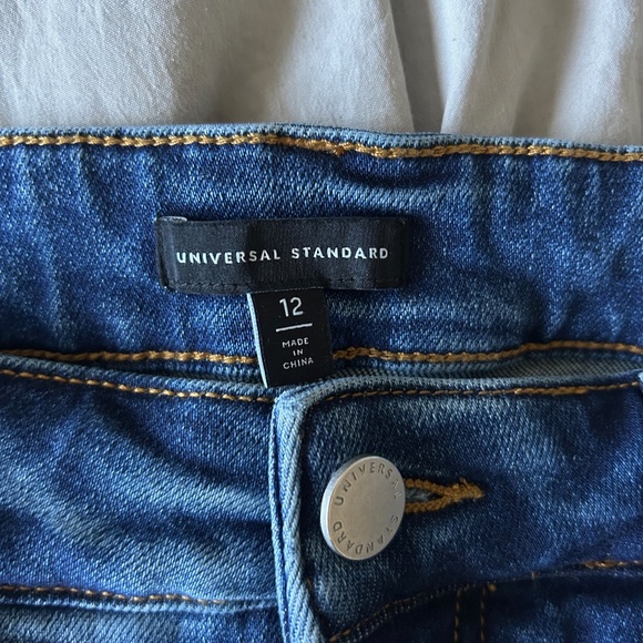 Universal Standard Etta High Rise Straight Leg Jeans EUC - Picture 5 of 5